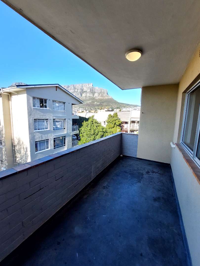 To Let 2 Bedroom Property for Rent in Tamboerskloof Western Cape
